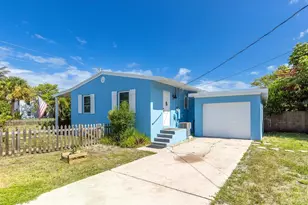 301 Granada St, Fort Pierce, FL 34949 - Photo 1