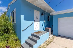 301 Granada St, Fort Pierce, FL 34949 - Photo 3