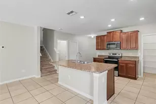 10138 Rose Petal Pl, Riverview, FL 33578 - Photo 9