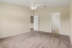 7947 Merchantville Cir, Zephyrhills, FL 33540 - Photo 9