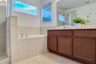 430 Las Fuentes Dr, Kissimmee, FL 34746 - Photo 3
