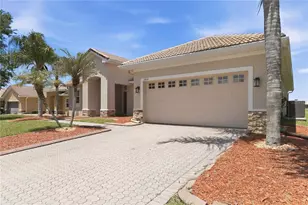 3404 Great Pond Dr, Kissimmee, FL 34746 - Photo 3