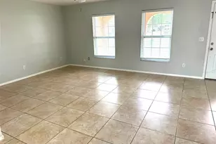 12771 Montana Woods Ln, Orlando, FL 32824 - Photo 7