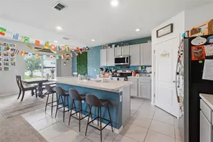 2609 Grand Central Ave, Tavares, FL 32778 - Photo 11