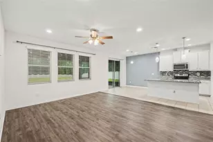 12112 Ledbury Commons Dr, Gibsonton, FL 33534 - Photo 3