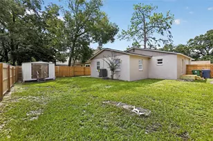 5124 Chilkoot St, Tampa, FL 33617 - Photo 25