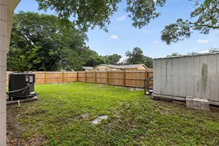 5124 Chilkoot St, Tampa, FL 33617 - Photo 27