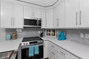 5124 Chilkoot St, Tampa, FL 33617 - Photo 7