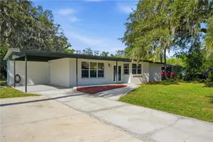 707 Aberdeen Cir, Tampa, FL 33617 - Photo 3