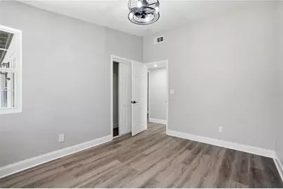 707 Aberdeen Circle, Tampa, FL 33617 - Photo 19