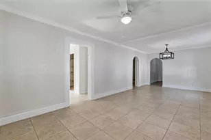 540 W Hancock St, Lakeland, FL 33803 - Photo 9