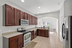 10212 Park Commons Dr, Orlando, FL 32832 - Photo 11