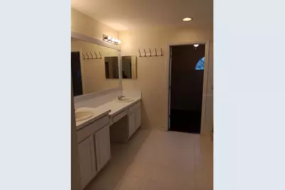 10415 Lucaya Drive, Tampa, FL 33647 - Photo 23