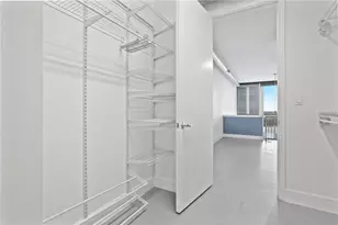 150 E Robinson St, Orlando, FL 32801 - Photo 17
