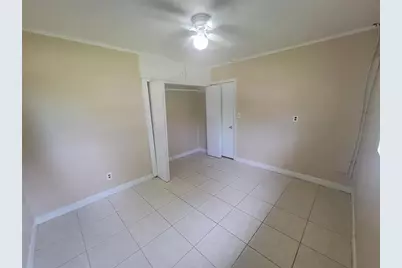 729 E Carolina Avenue, Deland, FL 32724 - Photo 5