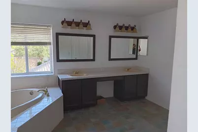 18178 Sandy Pointe Drive, Tampa, FL 33647 - Photo 25