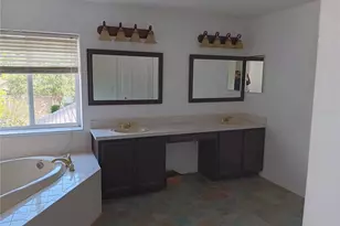 18178 Sandy Pointe Dr, Tampa, FL 33647 - Photo 25