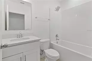 1154 Oak Bluff Dr, Davenport, FL 33837 - Photo 5