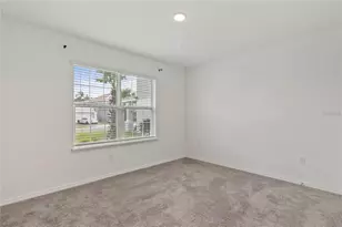 1154 Oak Bluff Dr, Davenport, FL 33837 - Photo 3