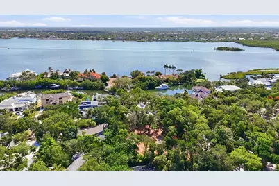 1325 Hidden Harbor Way, Sarasota, FL 34242 - Photo 23