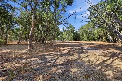 1325 Hidden Harbor Way, Sarasota, FL 34242 - Photo 13