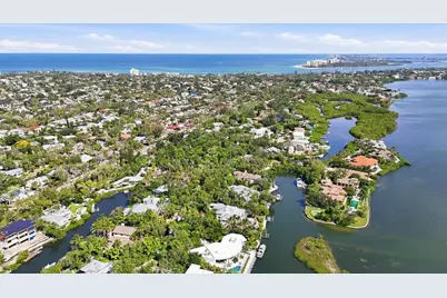 1325 Hidden Harbor Way, Sarasota, FL 34242 - Photo 7