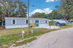659 Alpine St, Mascotte, FL 34753 - Photo 5