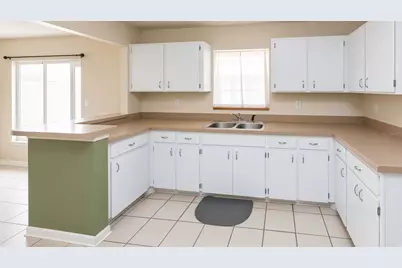 5392 Mariner Boulevard, Spring Hill, FL 34609 - Photo 9