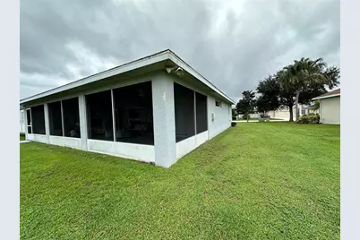 2711 46th Street E, Palmetto, FL 34221 - Photo 3