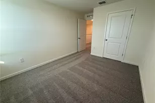 599 Preston Cv Dr, Saint Cloud, FL 34771 - Photo 3