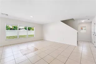 10725 Bamboo Rod Cir, Riverview, FL 33569 - Photo 3