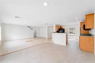 10725 Bamboo Rod Cir, Riverview, FL 33569 - Photo 5