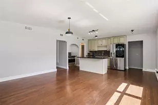 526 N Hampton Ave, Orlando, FL 32803 - Photo 9