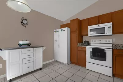 2927 Cool Breeze Circle, Saint Cloud, FL 34769 - Photo 11