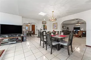 2590 Borinquen Dr, Kissimmee, FL 34744 - Photo 15