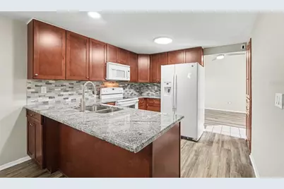 6404 Freedom Court, Tampa, FL 33634 - Photo 7
