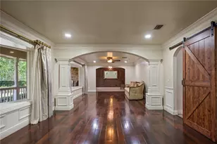 2009 Woody Dr, Windermere, FL 34786 - Photo 9