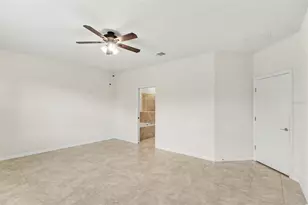 2898 Matera Dr, Saint Cloud, FL 34771 - Photo 11