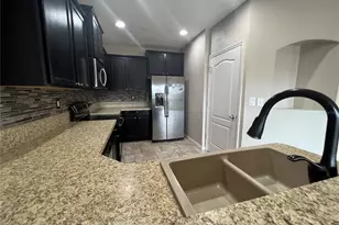 2137 Betsy Ross Ln, Saint Cloud, FL 34769 - Photo 9