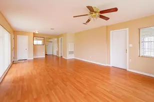1519 Catalpa Ln, Orlando, FL 32806 - Photo 5