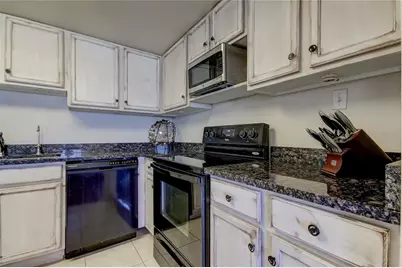 880 Mandalay Avenue #601, Clearwater Beach, FL 33767 - Photo 21