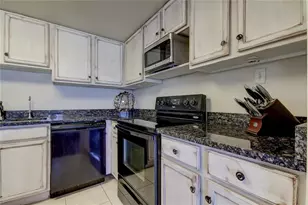 880 Mandalay Ave, Clearwater Beach, FL 33767 - Photo 21