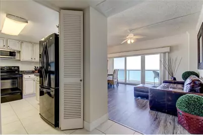 880 Mandalay Avenue #601, Clearwater Beach, FL 33767 - Photo 15