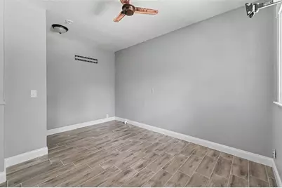 122 S Garfield Avenue, Deland, FL 32724 - Photo 9
