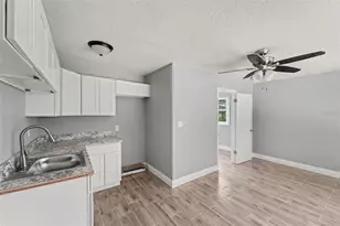 122 S Garfield Ave, Deland, FL 32724 - Photo 11