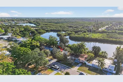 413 Country Club Drive, Oldsmar, FL 34677 - Photo 25