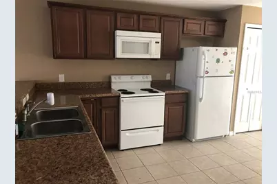 325 Baccarat Court #B, Kissimmee, FL 34759 - Photo 3