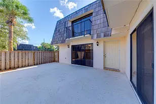 921 Royal Oak Blvd, Leesburg, FL 34748 - Photo 5