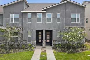 1632 Tropical Palms Cir, Kissimmee, FL 34747 - Photo 1