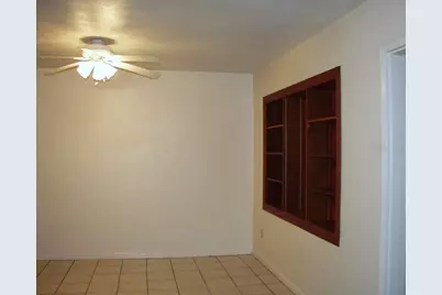 621 NW 36th Drive, Gainesville, FL 32607 - Photo 9